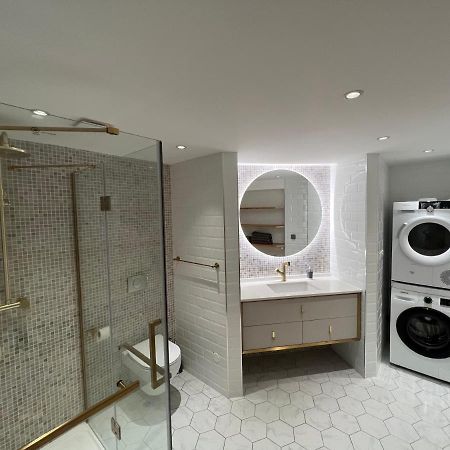 Suite Deluxe Au Carre Cathedrale En Hypercentre Saint Denis Esterno foto
